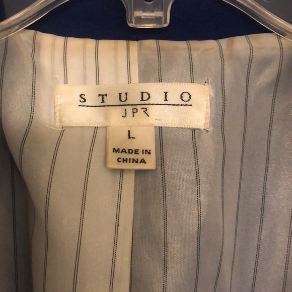 Jacket - Picture 2 of 3